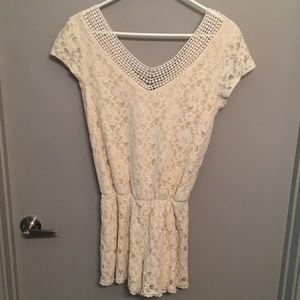 Xhilaration Cream Lace Romper